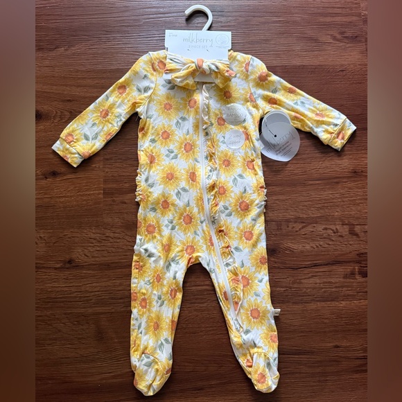 Milkberry Sunflower Onesie - Picture 1 of 3